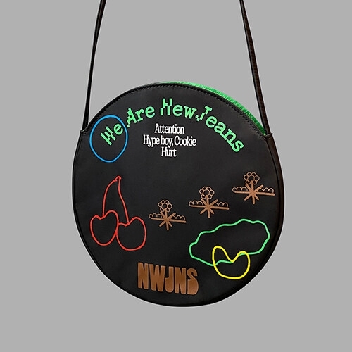 NewJeans - 1st EP 'New Jeans' Bag (Black ver.) (Limited Edition)