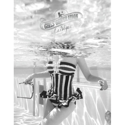 Girls' Generation - In Las Vegas Photobook (w/ Coster+Poster)