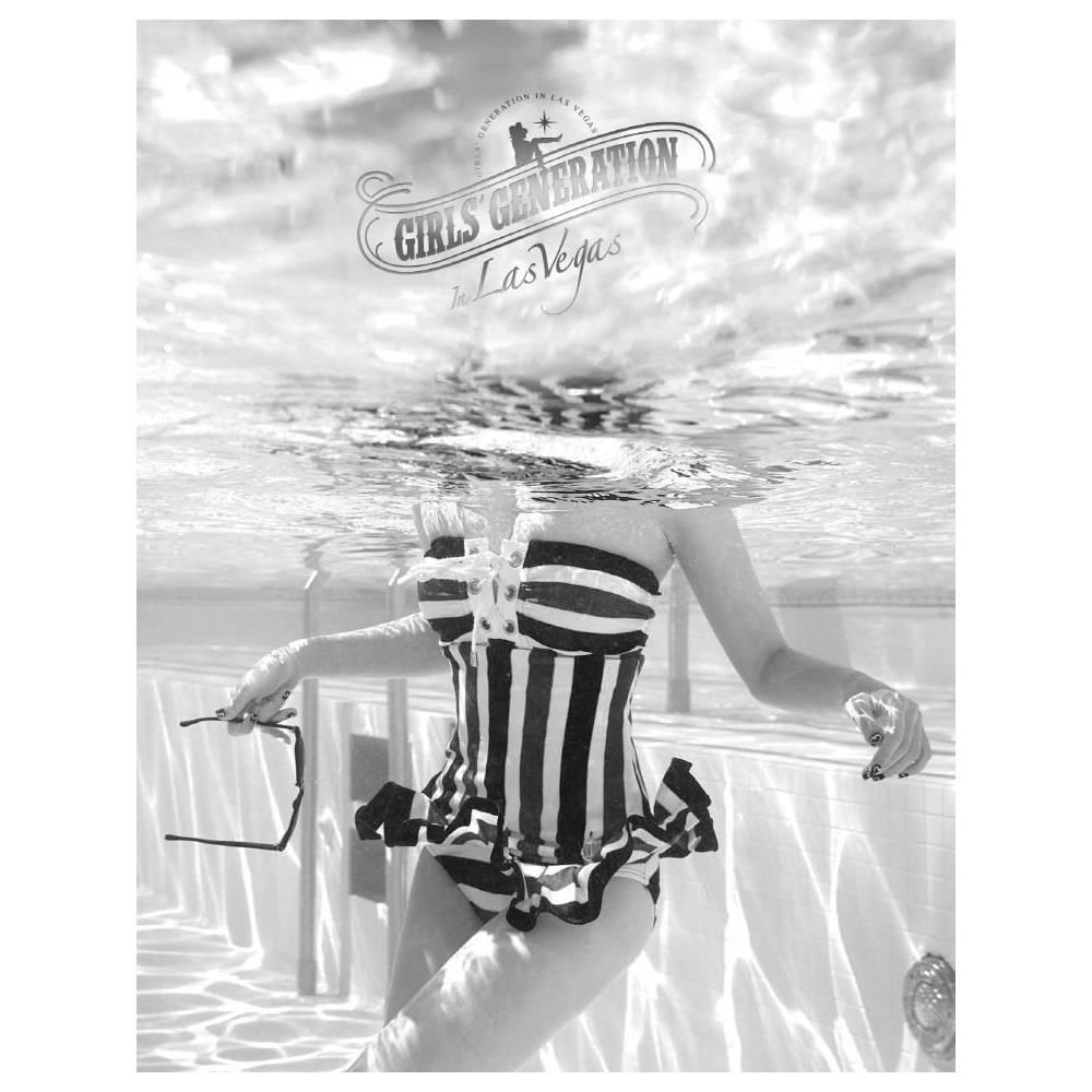 Girls' Generation - In Las Vegas Photobook (w/ Coster+Poster)