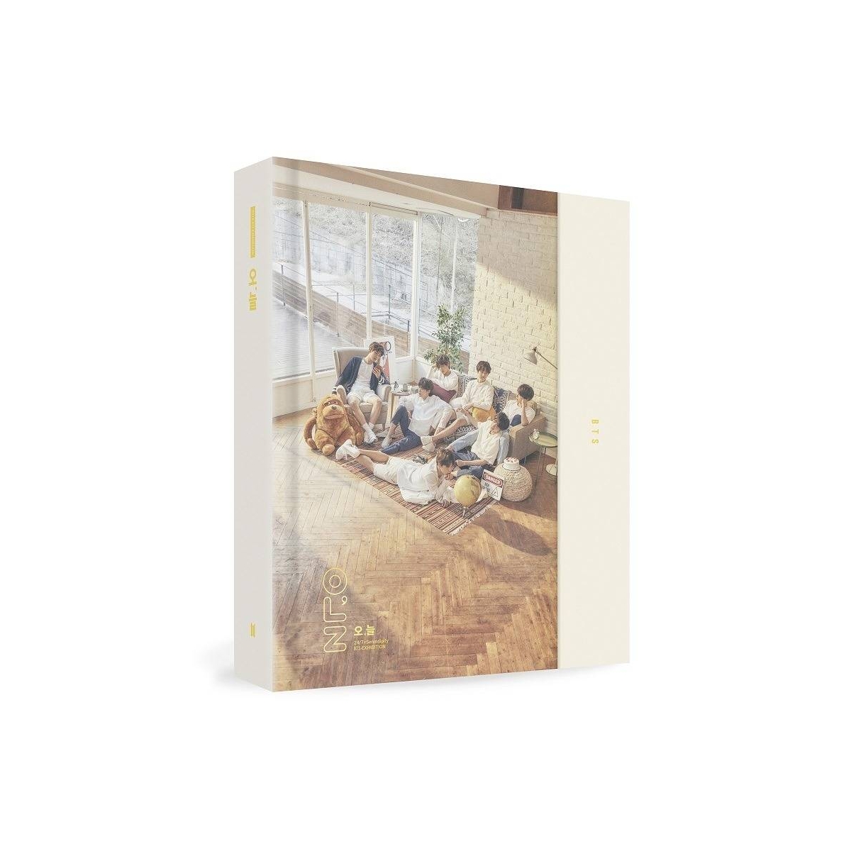 BTS - 2018 BTS EXHIBITION BOOK BTS - 2018 BTS EXHIBITION BOOK