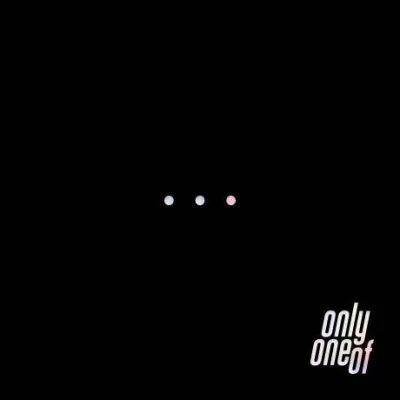 OnlyOneOf - 1st Mini Album dot point jump (Black Ver.)