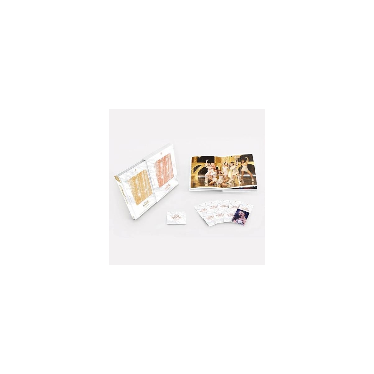 TWICE - MONOGRAPH Feel Special TWICE - MONOGRAPH Feel Special