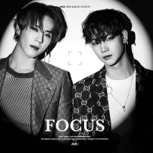 JUS2 (GOT7) - Mini Album Focus (Random Ver) - Catchopcd Hanteo Family 