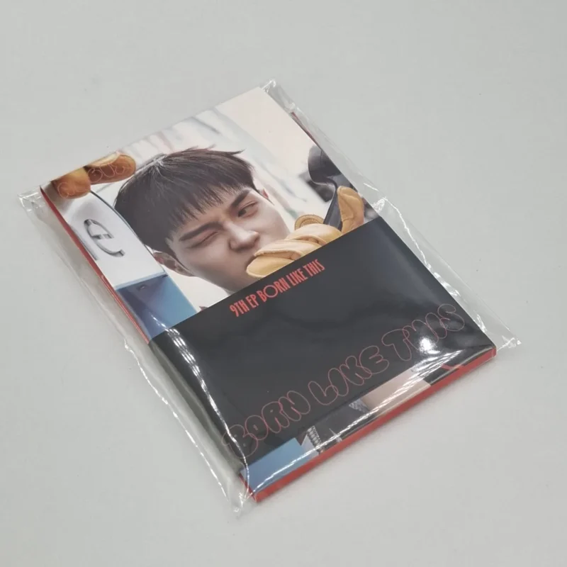 AB6IX - BORN LIKE THIS (POCAALBUM) (9. EP) Frontseite 4