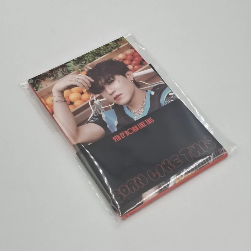 AB6IX - BORN LIKE THIS (POCAALBUM) (9. EP) Frontseite