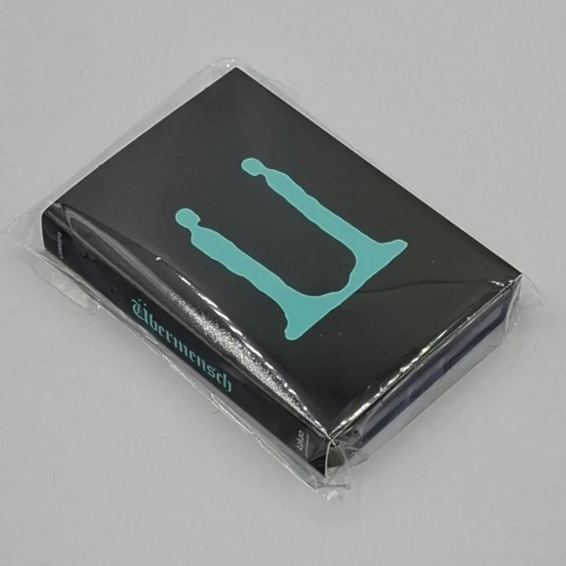 G-DRAGON - Übermensch (PHOTOCARD ALBUM NFC version) (3rd Album) front
