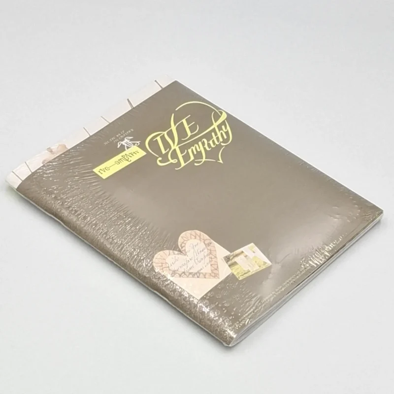 IVE - IVE EMPATHY (version ME) (3e Mini Album) face avant