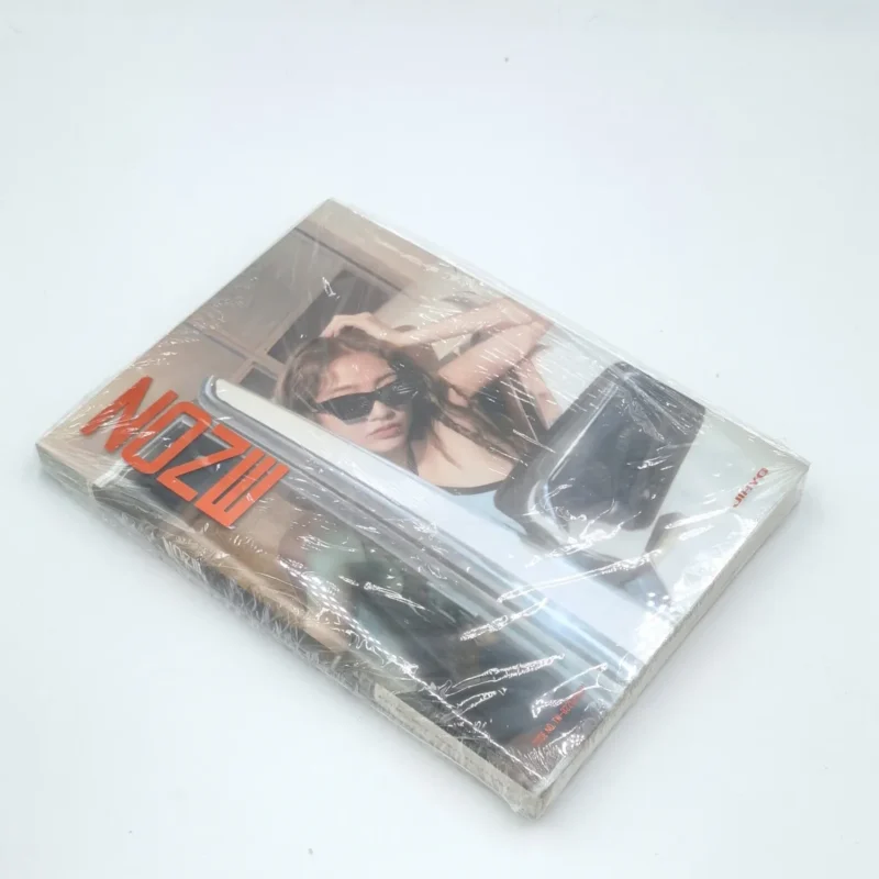 JIHYO - ZONE (1. Mini-Album) Vorderseite