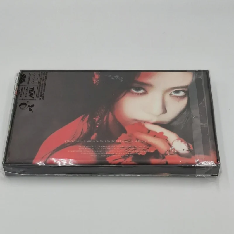 JISOO - ME (BLACK Version) (1st Single Album) back