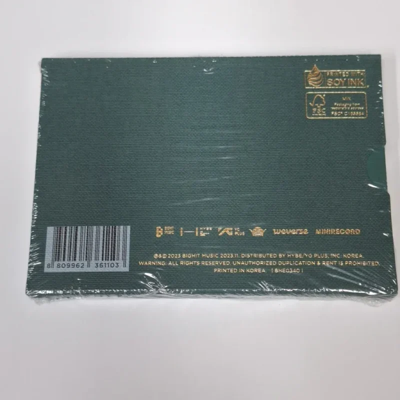 JUNG-KOOK-BTS-GOLDEN-Weverse-Albums-version-back