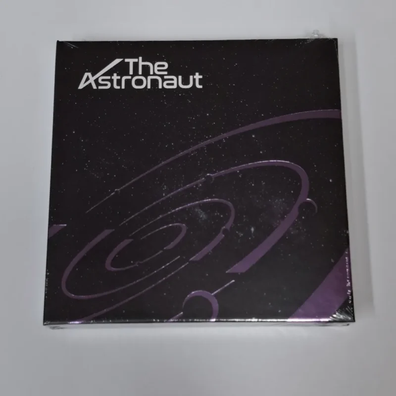 Jin-BTS-The-Astronaut-02-Version-front
