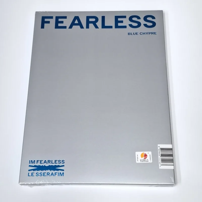 LE SSERAFIM - FEARLESS (BLUE CHYPRE version) (1st Mini Album) back