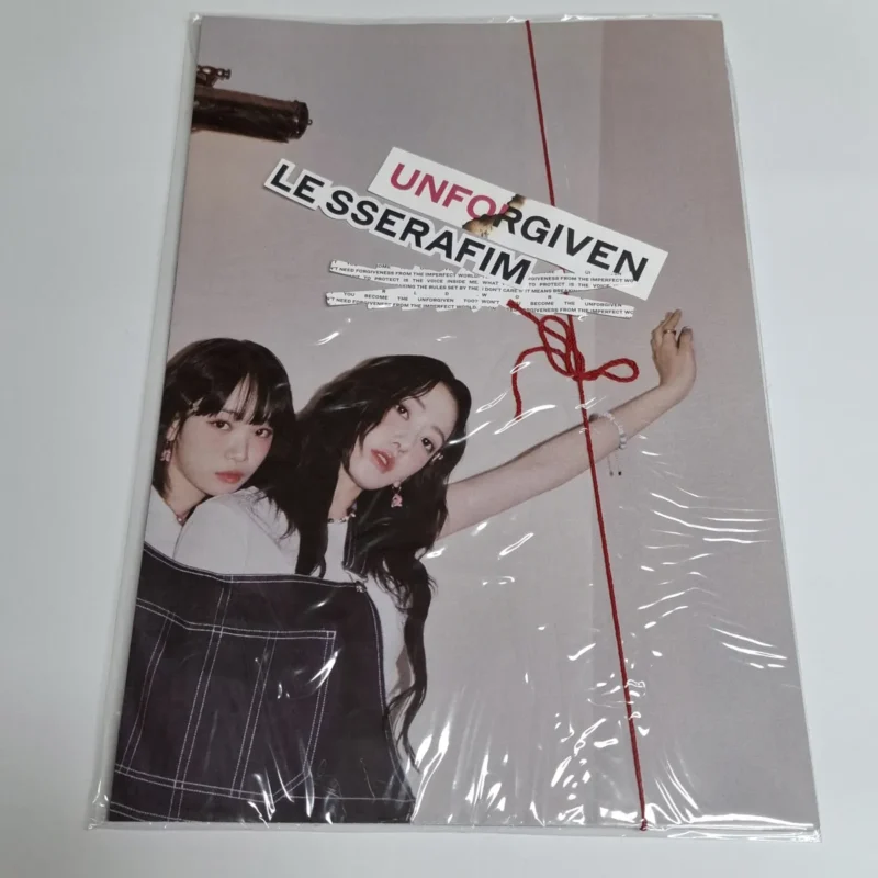 LE SSERAFIM - UNFORGIVEN (Weverse Albums A version) (1st Studio Album) front
