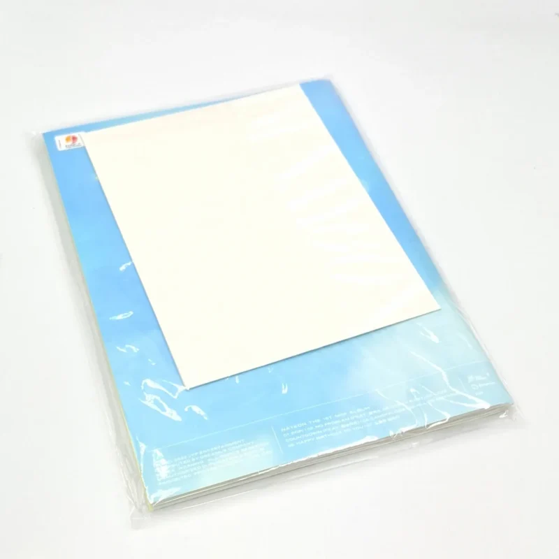 NAYEON – IM NAYEON (1. Mini-Album) zurück 4