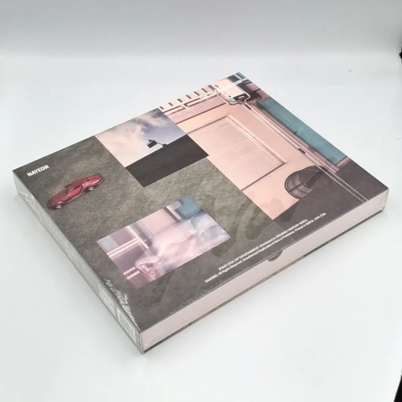 NAYEON – NA (Limited Edition A bis Z Version) (2. Mini-Album) zurück