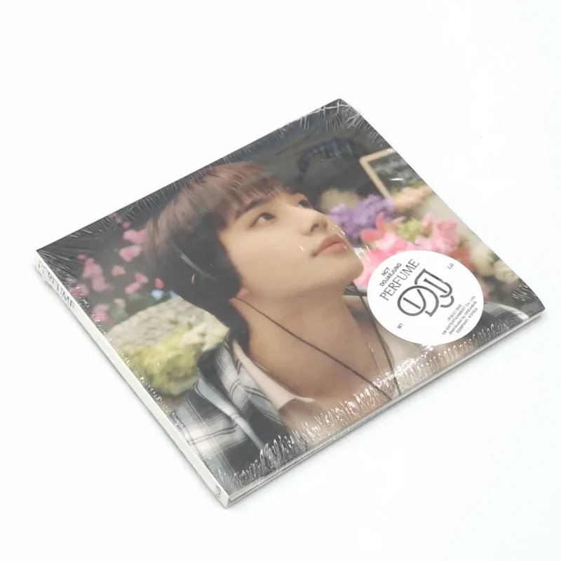 NCT DOJAEJUNG - Perfume (Digipack Version) (1st Mini Album) front