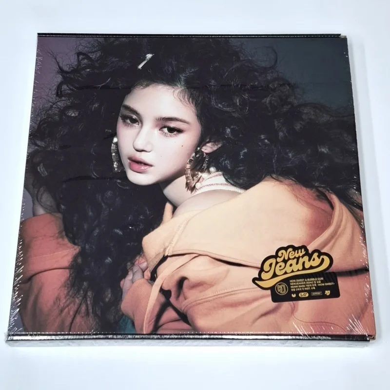 NewJeans - NewJeans 'How Sweet' (Standard DANIELLE Version) front