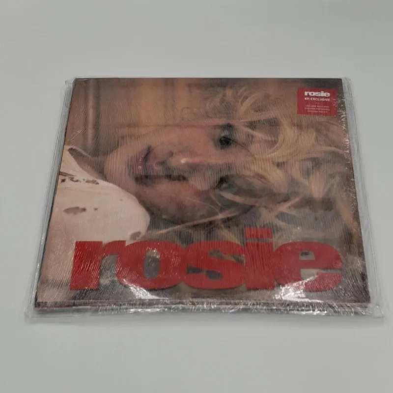ROSÉ - rosie (KR Exclusive) (1st Studio Album) front