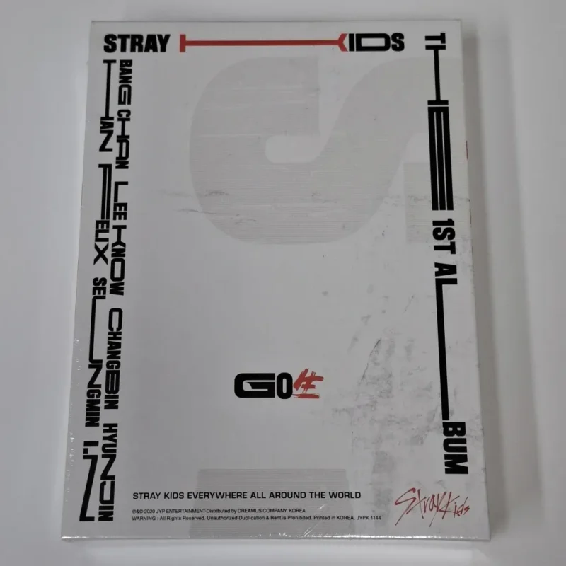 Stray-Kids-GO生-Go-Live-Normal-Edition-A-version-1st-Album-front