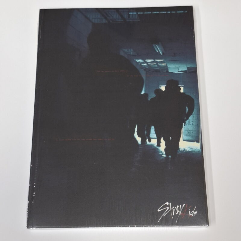 Stray Kids - I am NOT (I AM version) (1st Mini Album) front