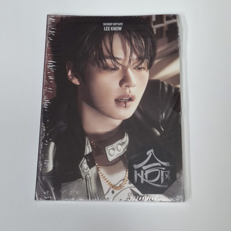 Stray Kids - SKZHOP HIPTAPE 'HOP' (ACCORDION VERSION) front 4