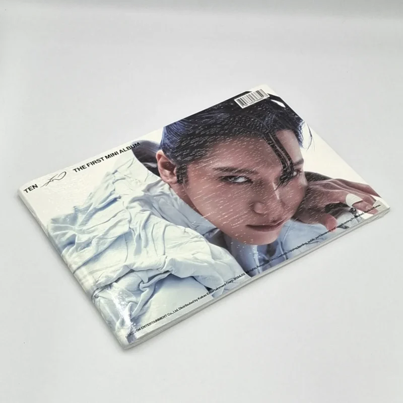TEN - TEN (Light On Version) (1. Mini-Album) Vorderseite