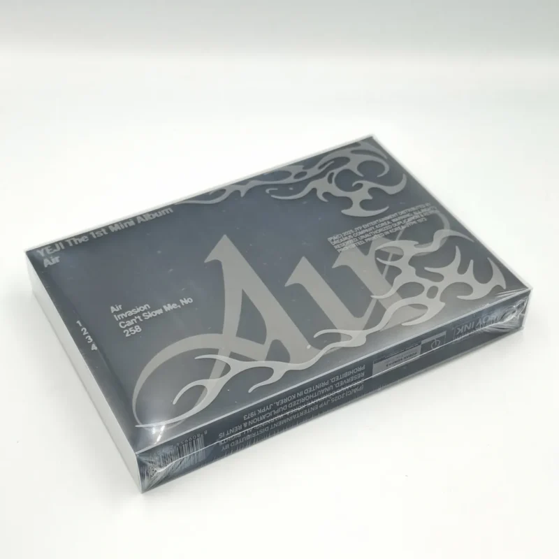 YEJI (ITZY) – Air (Mystery Box Version) zurück