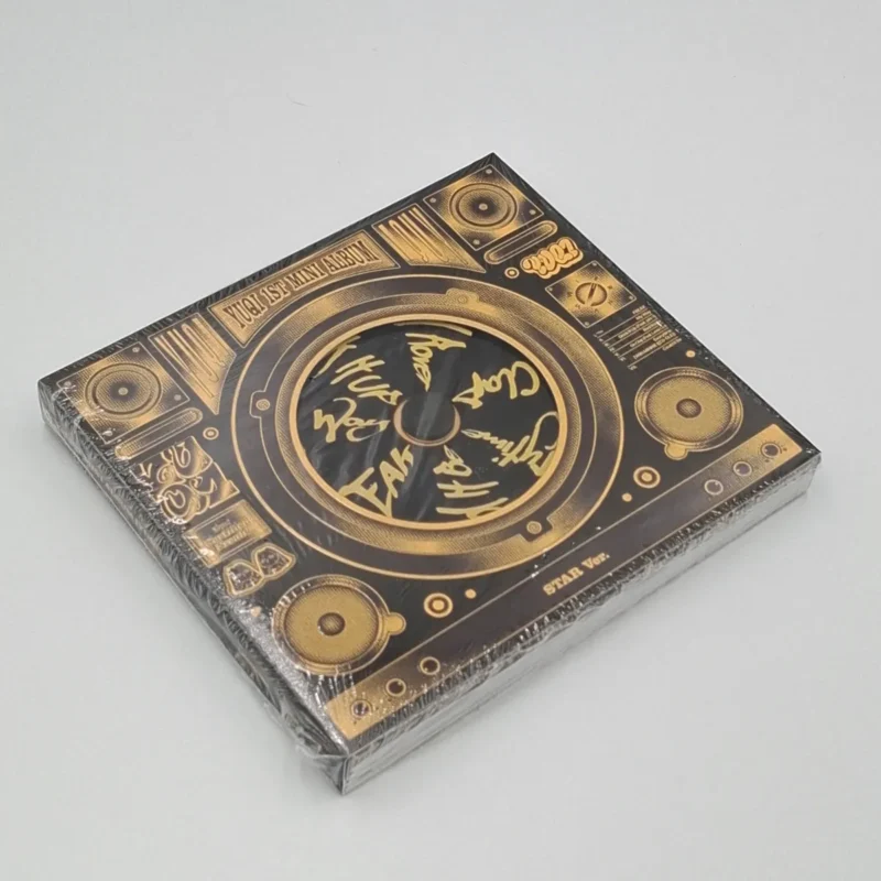 YUQI – 1. Mini-Album YUQ1 (STAR-Version) Vorderseite