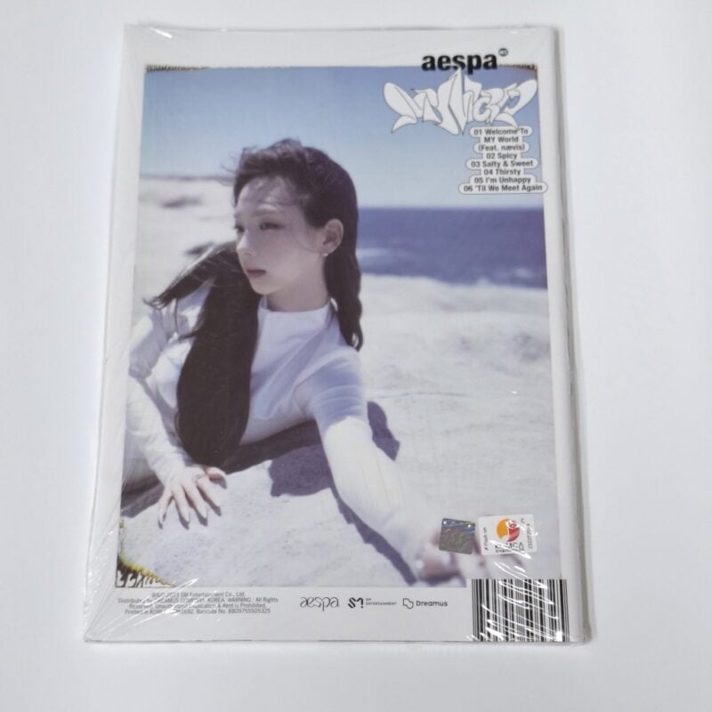 aespa - MY WORLD (Intro Version) (3rd Mini Album) back 2