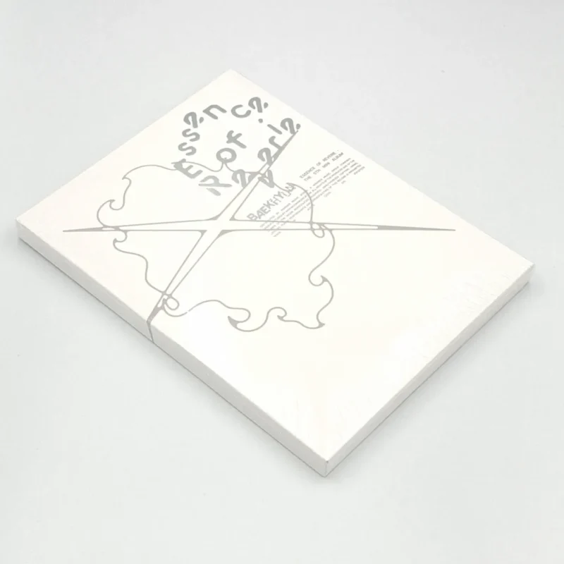 BAEKHYUN - Essence of Reverie (Photobook Version) (5th Mini Album) front