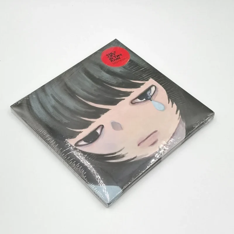 CHUU - Only cry in the rain (3rd Mini Album) front