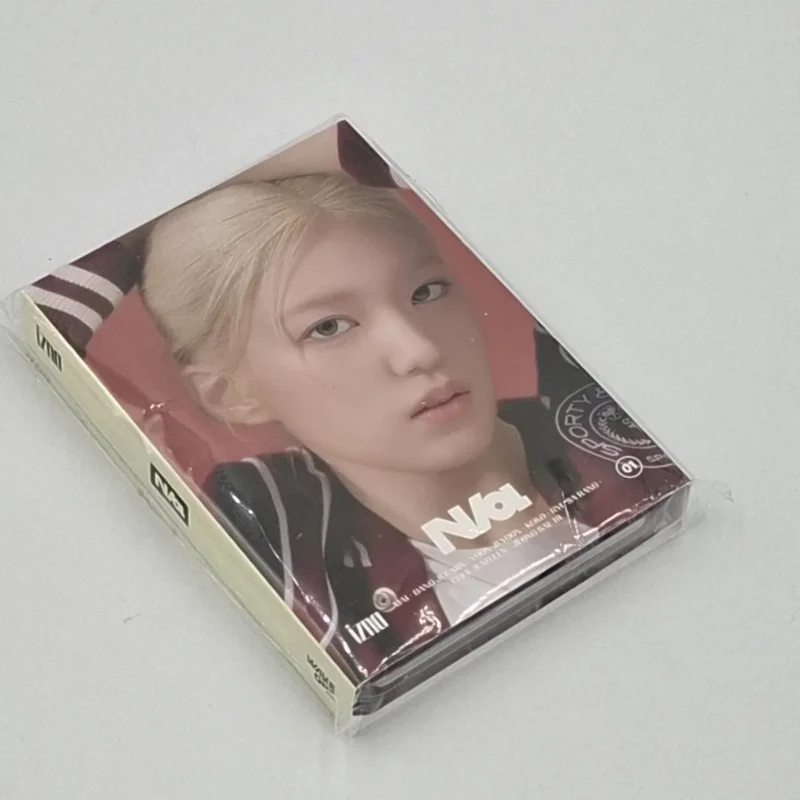 izna - Na (izna Version) (NFC Nemo Version) (1st Mini Album) front 5