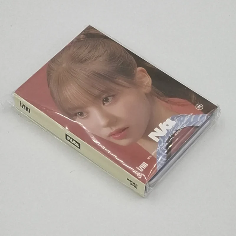 izna - Na (izna Version) (NFC Nemo Version) (1st Mini Album) front