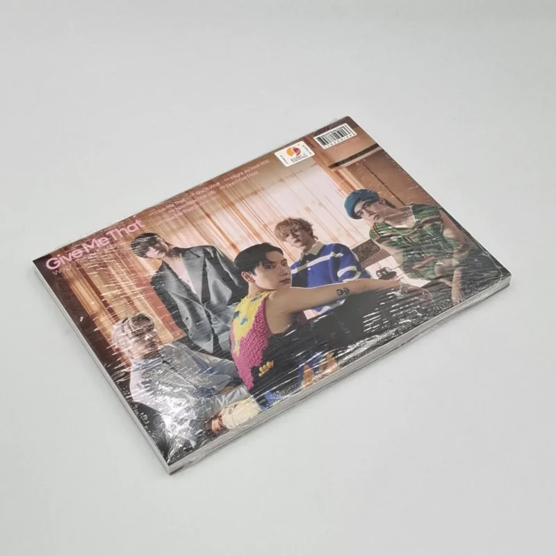 WayV - Give Me That (Photobook Version) (5th Mini Album) 4 WayV - Give Me That (Photobook Version) (5th Mini Album) back