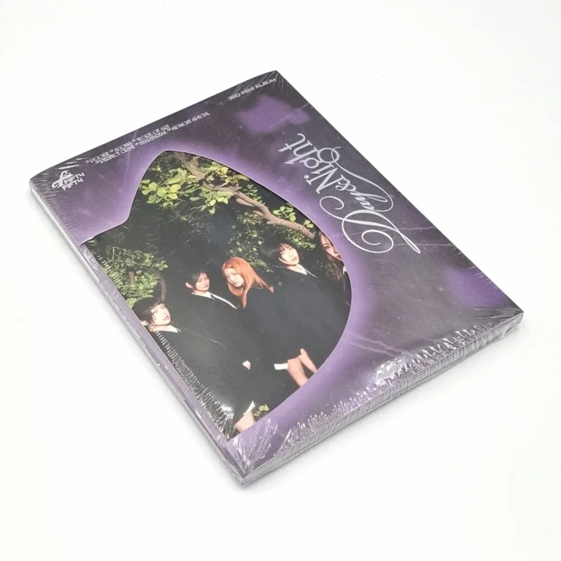 FIFTY FIFTY - Day & Night (3. Mini-Album) Vorderseite