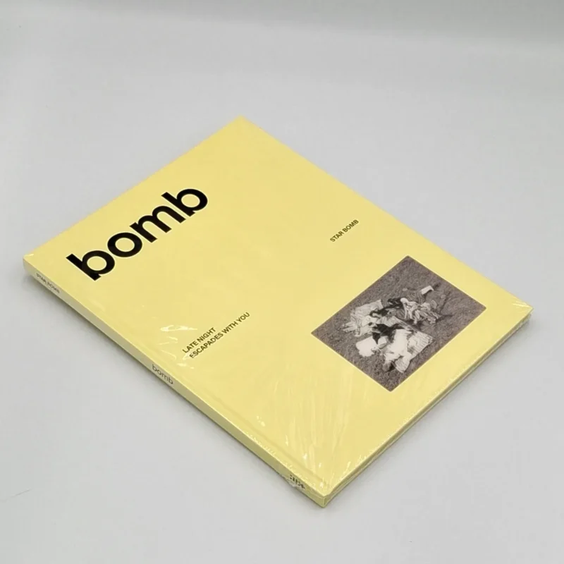 ILLIT - bomb (3rd Mini Album) front 3