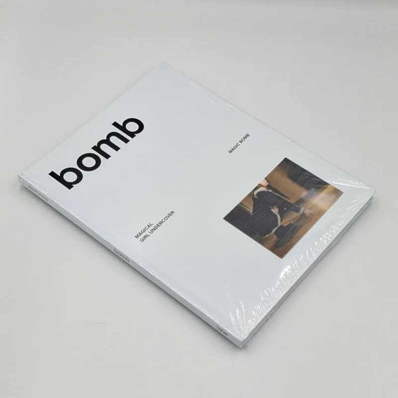 ILLIT - bomb (3rd Mini Album) front