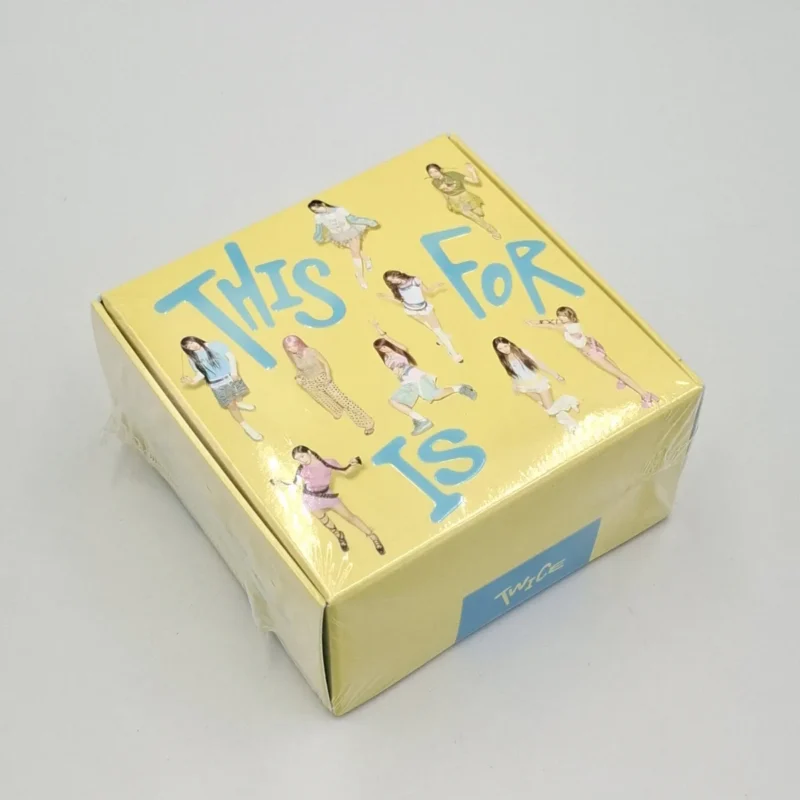 TWICE - THIS IS FOR (CONFETTI-Version) (4. Album) Vorderseite