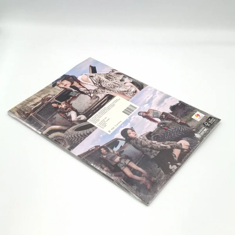 ITZY - Girls Will Be Girls (SONDERAUSGABE) zurück 2