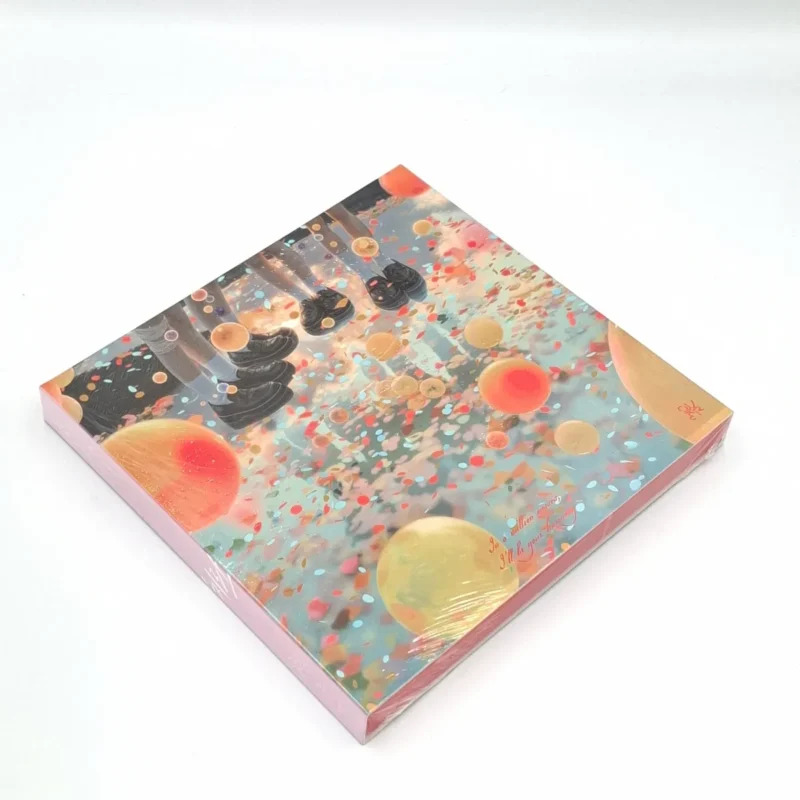 QWER - In a million noises, I'll be your harmony (3. Mini-Album) Vorderseite