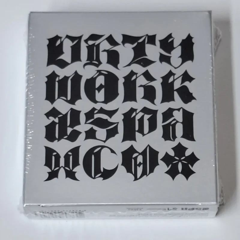 aespa – Dirty Work (Dirty Case Version) front silver