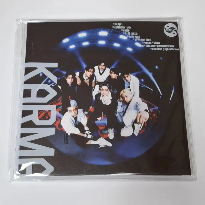 Stray-Kids-4th-Album-KARMA-KARMA (1)