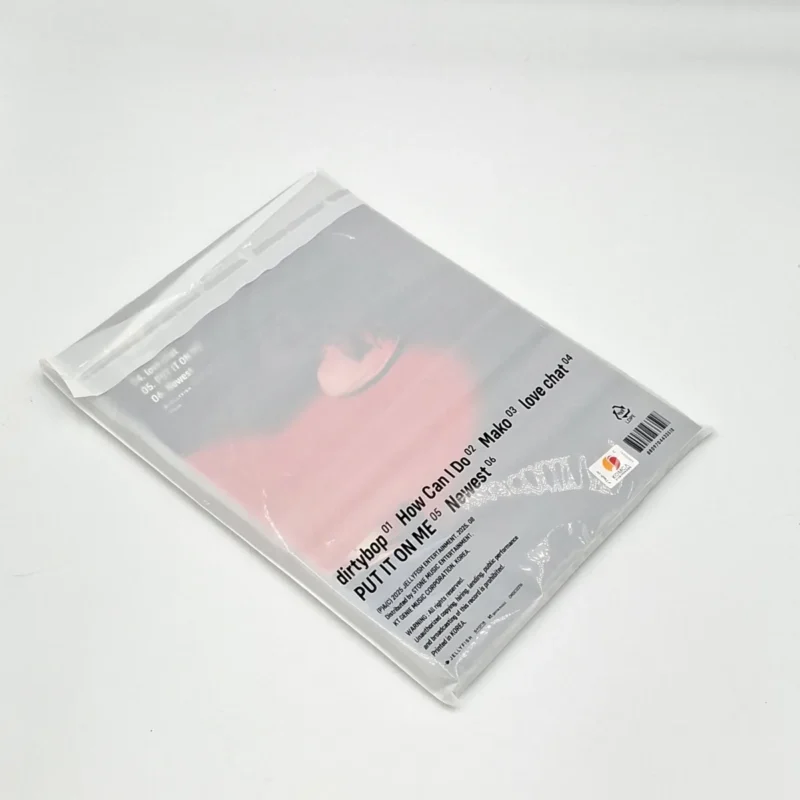 EVNNE - LOVE ANECDOTE(S) (5. Mini-Album) zurück