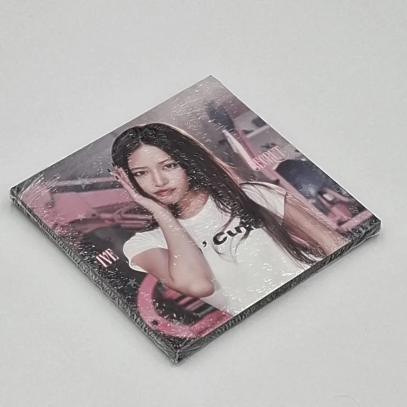 IVE - IVE SECRET (Digipack-Version) (4. Mini-Album) Vorderseite 2