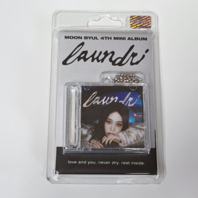 MOON BYUL - laundri (COIN ver) front