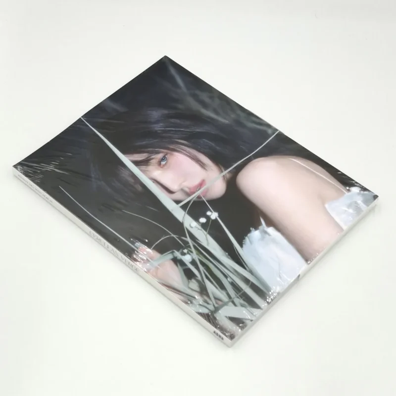WENDY - Cerulean Verge (Photobook Version) (3rd Mini Alabum) front
