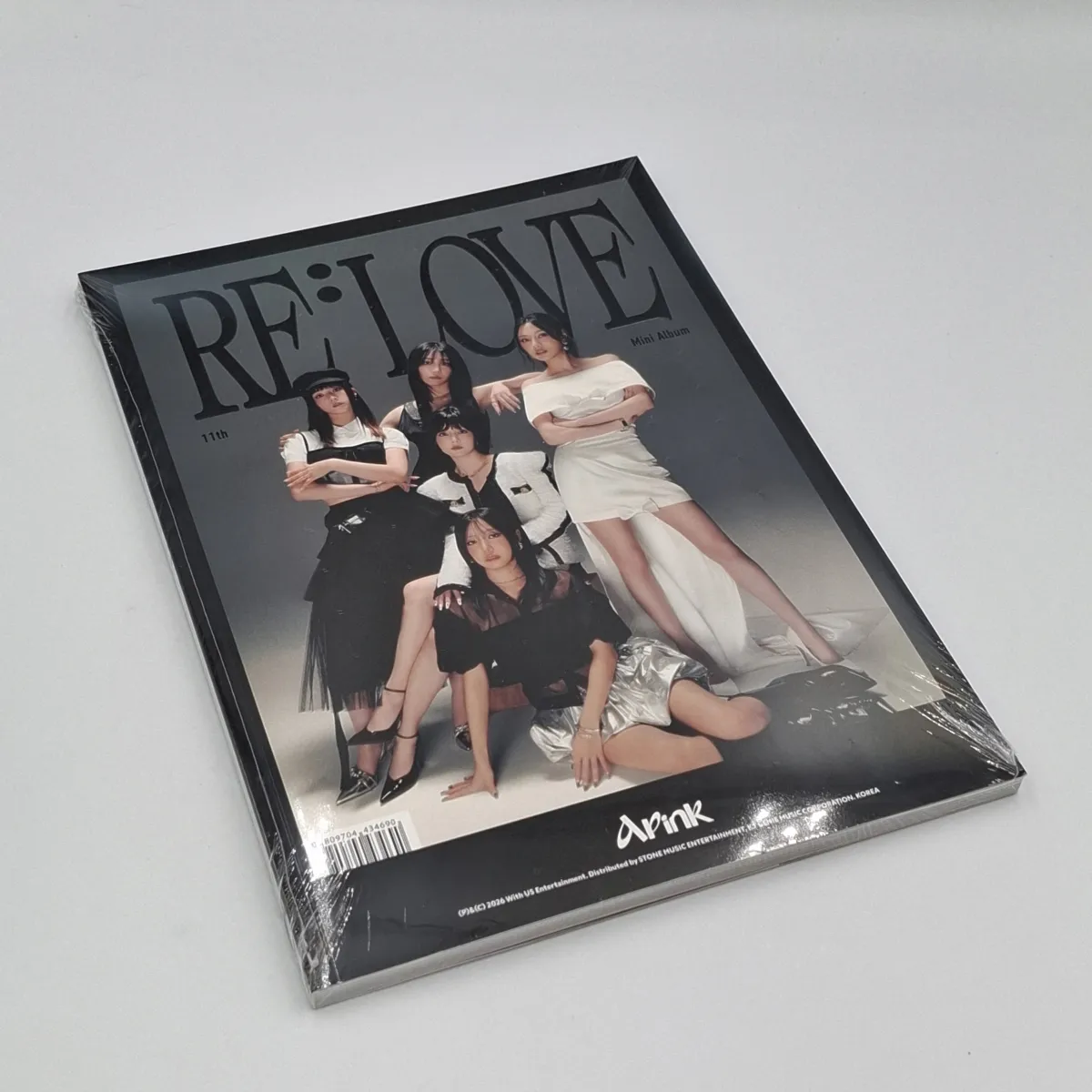 Apink - RE : LOVE (11th Mini Album) (Random Version) - CATCHOPCD