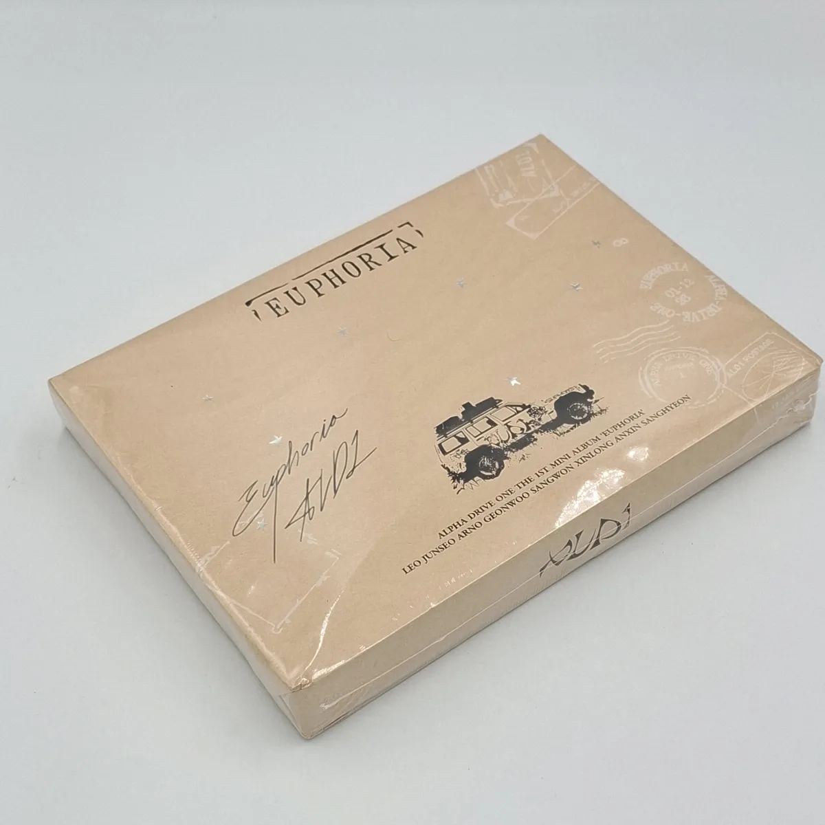 ALPHA DRIVE ONE - EUPHORIA (1st Mini Album) (STAR ROAD version