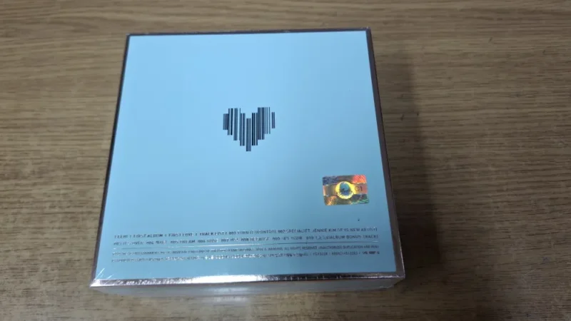 Leehi - 1st Album First Love (Package Damaged) 3 Leehi - 1st Album First Love (Package Damaged) - Image 3