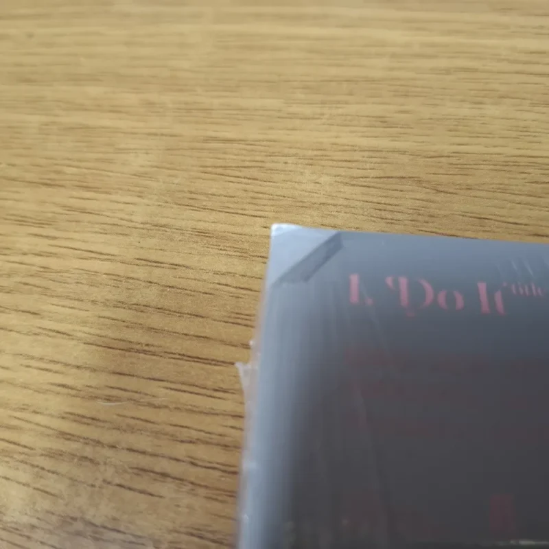 Stray Kids - SKZ IT TAPE 'DO IT' (IT VERSION) (Damaged) 2 Stray Kids - SKZ IT TAPE 'DO IT' (IT VERSION) (Damaged) - Image 2